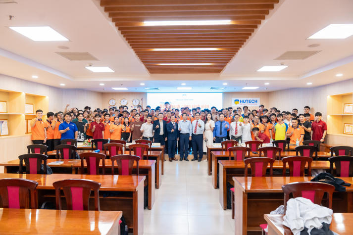 [Video] Chia sẻ từ cựu sinh viên HUTECH: Dám bắt đầu để thành công 123