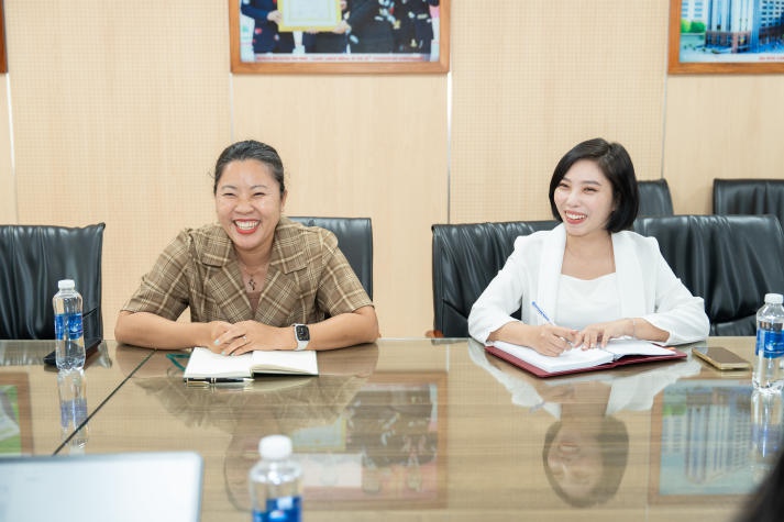 Khoa Hàn Quốc học HUTECH đón tiếp làm việc với Giám đốc Trung tâm Ngôn ngữ tiếng Hàn tại TP.HCM 54