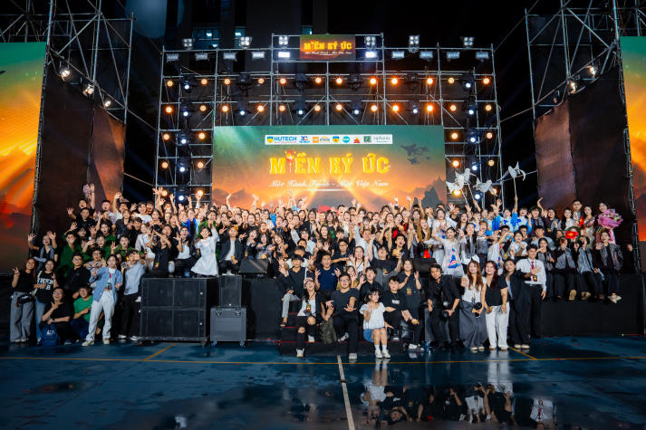 Sinh viên HUTECH thắp sáng niềm tự hào Việt qua chuỗi đồ án nghệ thuật hoành tráng 176