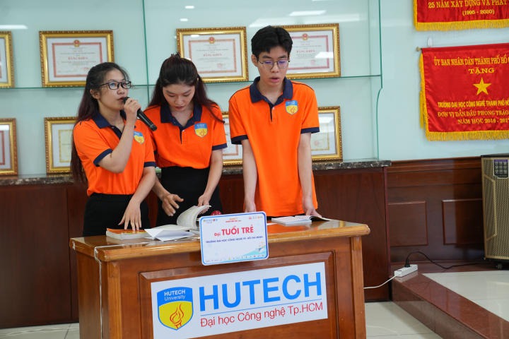 Sinh viên Khoa Luật HUTECH xuất sắc đạt ngôi vị Quán quân cuộc thi Olympic Pháp luật lần thứ 8 75