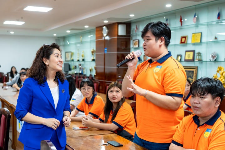 Sinh viên VKIT tìm hiểu nghề Xuất nhập khẩu và Logistics qua hội thảo 57