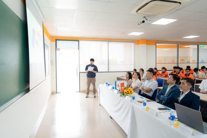 VJIT students explore Japanese culture and technology with Yuwa Co., Ltd. delegation 61