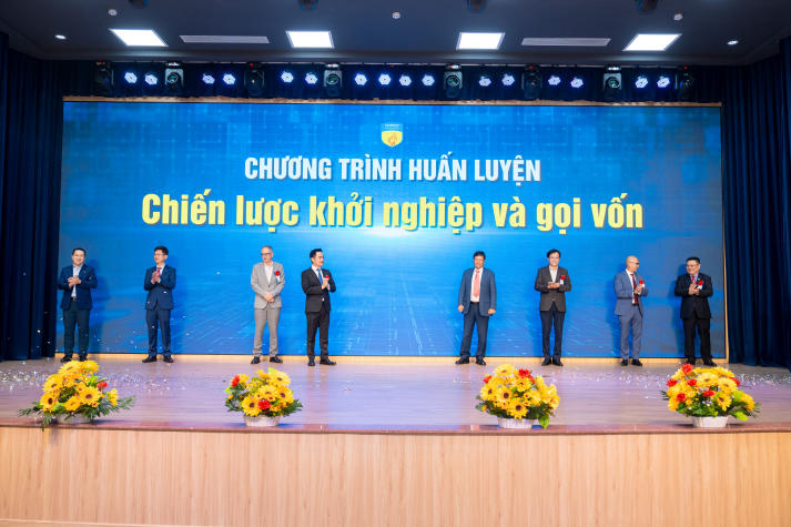 [Video] Hợp tác giáo dục - đầu tư: HUTECH cùng SAM kiến tạo hệ sinh thái khởi nghiệp cho sinh viên 44