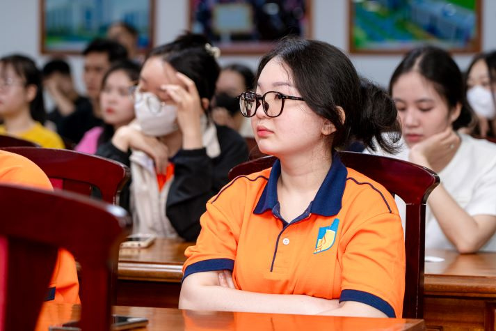 Khởi động sân chơi truyền thông số, cập nhật kỹ năng sáng tạo nội dung số cho sinh viên HUTECH 58