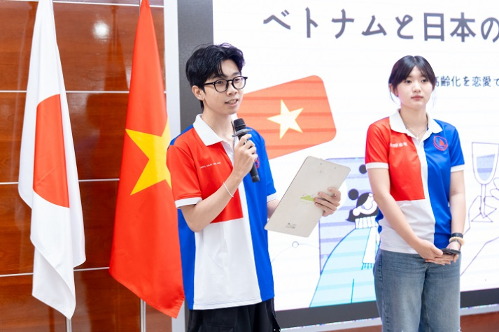 Khám phá thế giới ngành nghề trong kỷ nguyên số và hội nhập quốc tế 34