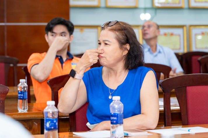 HUTECH faculty and staff explore Bhagavad Gita leadership philosophy and traditional Indian culture 34