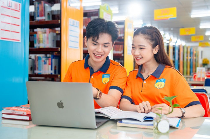 Giá trị khác biệt từ 5 trụ cột đào tạo của HUTECH 52