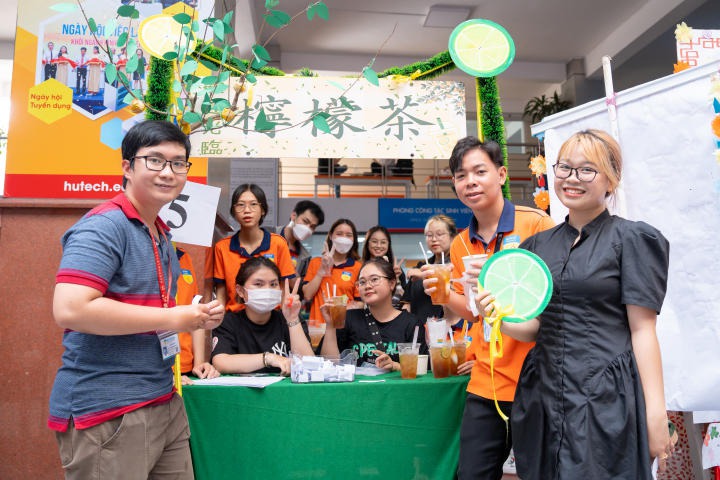 “第二屆臺灣美食文化節”在胡志明市科技大學拉開序幕 160