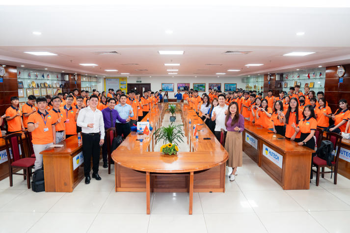 Tân sinh viên VKIT “bỏ túi” bí quyết chinh phục kỹ năng làm việc nhóm 12