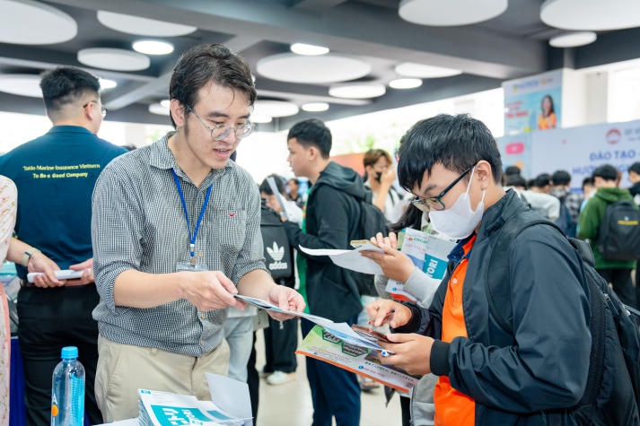 [Video] Sinh viên HUTECH săn hơn 1.500 đầu việc hấp dẫn tại Japan Job Fair 2024 80