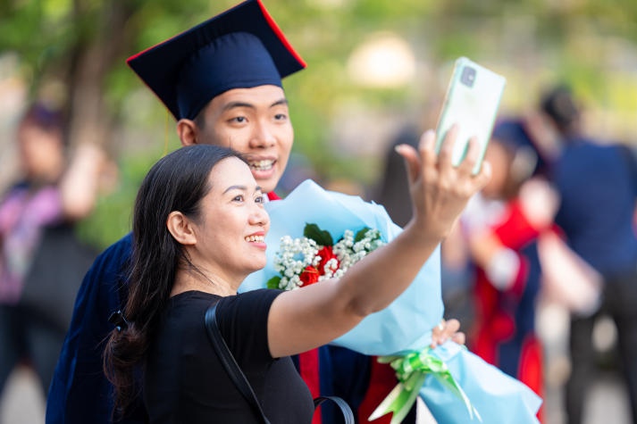 Hoa khôi Sinh viên Thế giới 2019 Nguyễn Thị Thanh Khoa dự định sẽ học tiếp thạc sĩ tại HUTECH 63