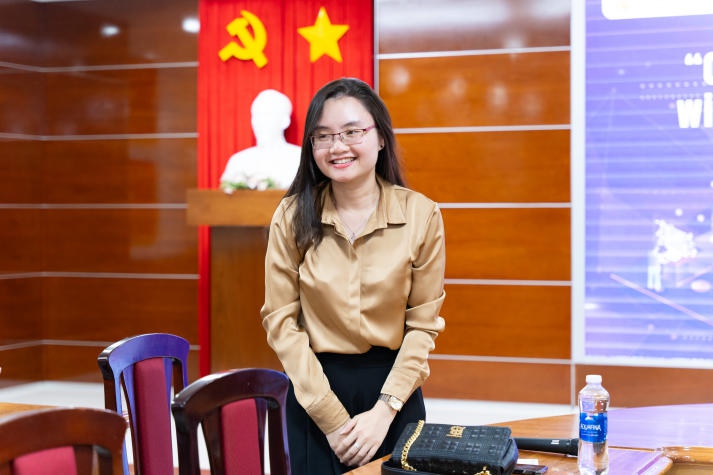 Sinh viên Viện Đào tạo Quốc tế tìm hiểu thuật ngữ Online to Offline (O2O) trong Marketing 16