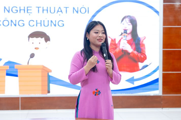 Học viên cao học và nghiên cứu sinh HUTECH làm chủ giọng nói và phong thái, nâng tầm phần trình bày học thuật 25