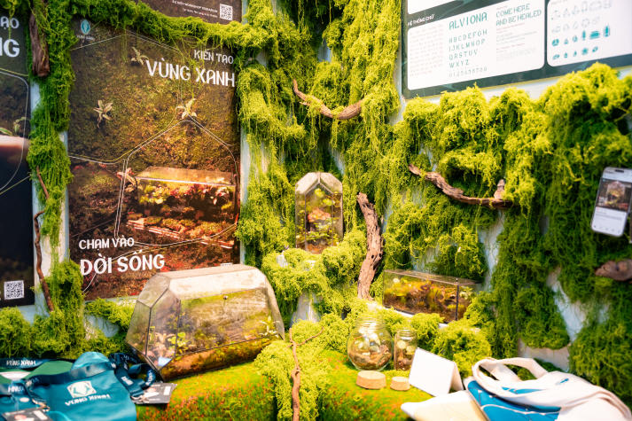 Gần 100 đồ án tốt nghiệp ngành Thiết kế đồ họa HUTECH: Khi sáng tạo trẻ bước ra không gian triển lãm 50