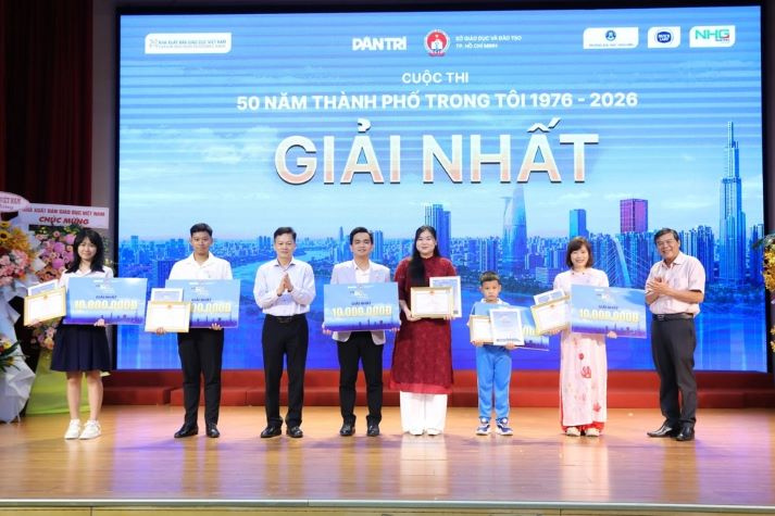 Nhóm giảng viên, nhân viên HUTECH đạt giải Nhất Cuộc thi “50 năm Thành phố trong tôi 1976-2026” 21