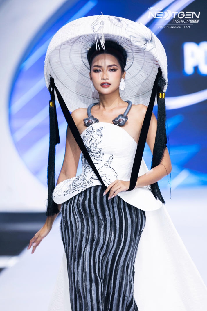 Sáng tạo vượt trội của sinh viên Thiết kế thời trang đạt giải tại Vietnam Next-Gen Fashion Era 1 26