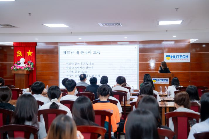 HUTECH and Incheon students engage in Vietnam-Korea cultural exchange 51