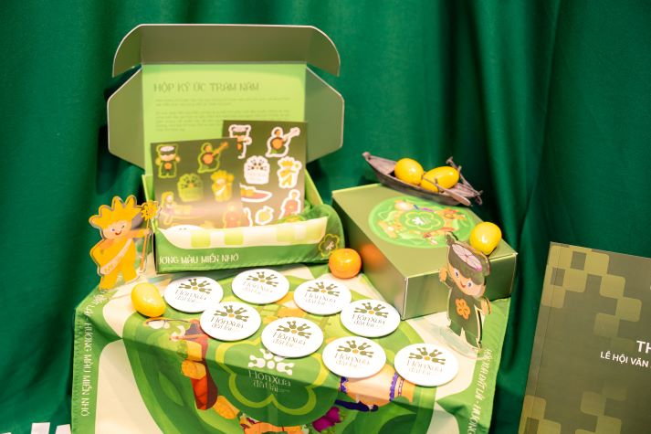 Gần 100 đồ án tốt nghiệp ngành Thiết kế đồ họa HUTECH: Khi sáng tạo trẻ bước ra không gian triển lãm 83