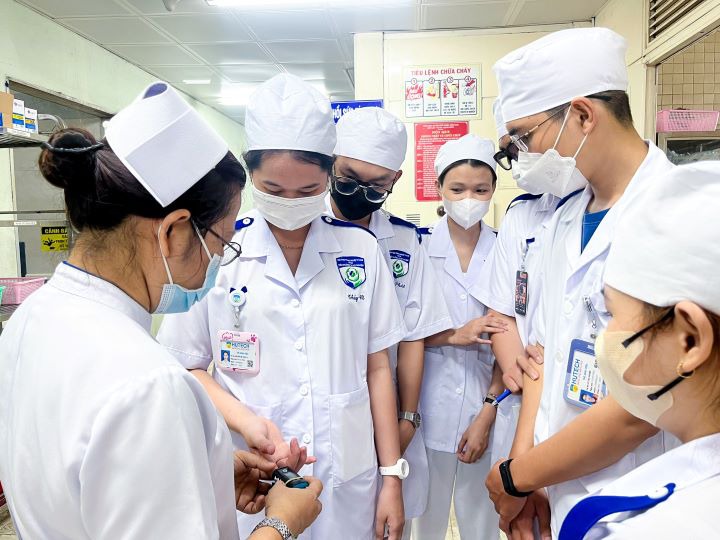 Sinh viên ngành Điều dưỡng HUTECH hoàn thành thực tập tại Khoa Ngoại Gan Mật Tụy Bệnh viện Chợ Rẫy 39