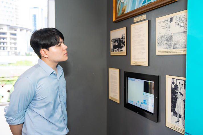[Ảnh] Về nguồn tại Bến Nhà Rồng: Hành trình ý nghĩa của sinh viên Khoa Tài chính - Thương mại 164