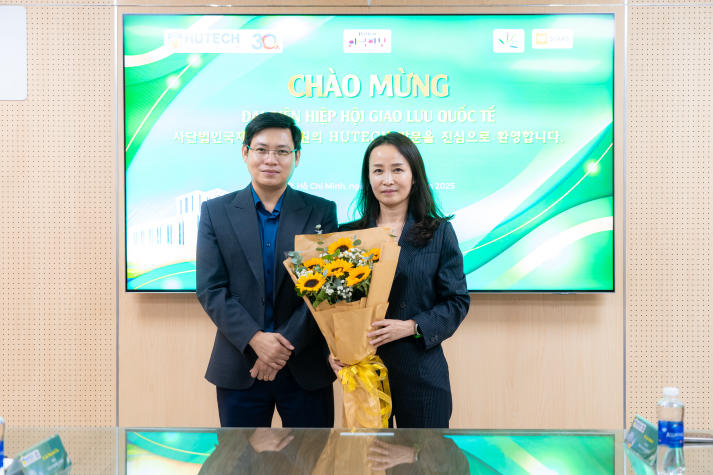 HUTECH signs MoU with Korea International Exchange Association to promote educational and cultural cooperation 59