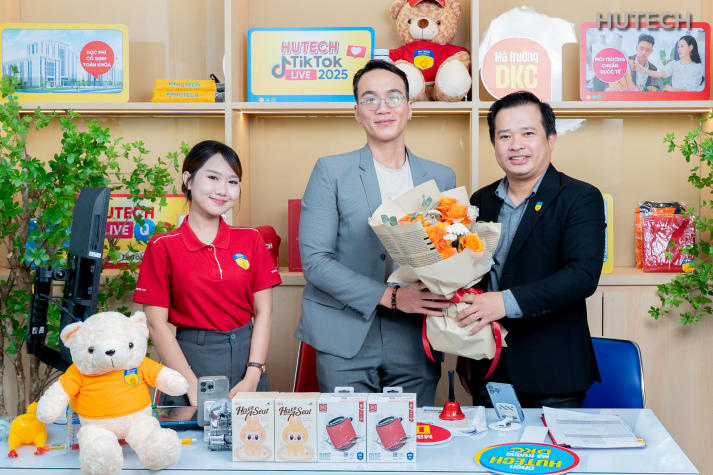 [HUTECH TIKTOK LIVE 2025] Tăng tốc đăng ký nguyện vọng, nắm bắt ưu đãi “khủng” và môi trường học tập chuẩn quốc tế 47