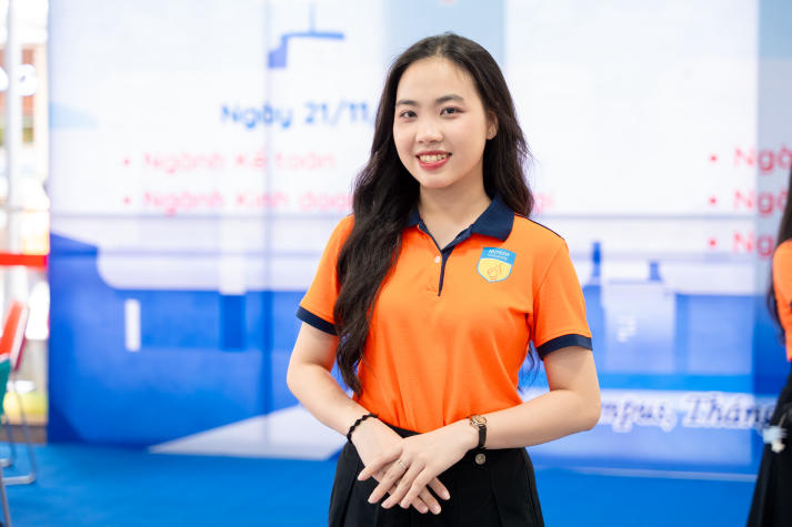 Triển lãm poster dự án doanh nghiệp - dấu mốc trưởng thành của sinh viên Khoa Tài chính - Thương mại HUTECH 111