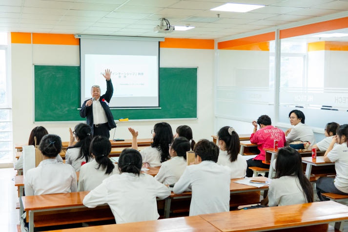 [Video] Sinh viên HUTECH săn hơn 1.500 đầu việc hấp dẫn tại Japan Job Fair 2024 118