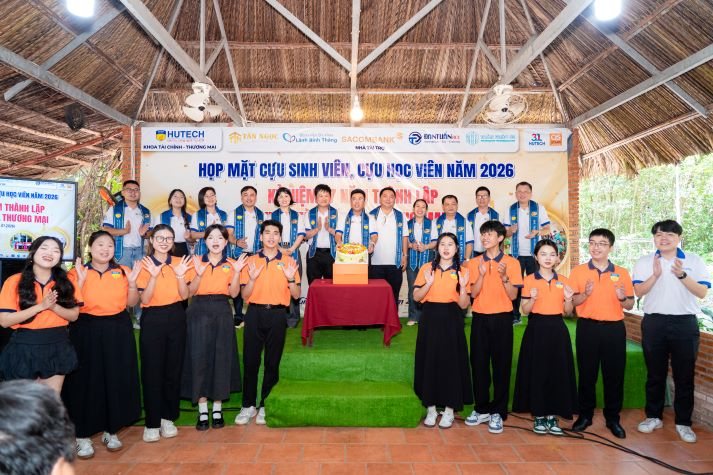 [Ảnh] Khoa Tài chính - Thương mại kỷ niệm 17 năm thành lập, nối dài hành trình “Kết nối yêu thương” 62