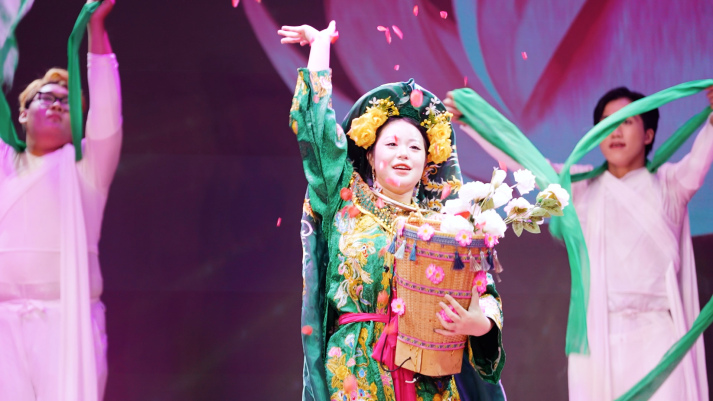 HUTECH wins 6 awards at the 1st ICE - International Cultural Exchange 37