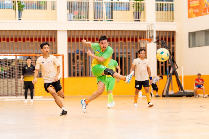 HUTECH lên ngôi Vô địch Giải bóng đá Tứ Hùng Royal School Cup 2024 126