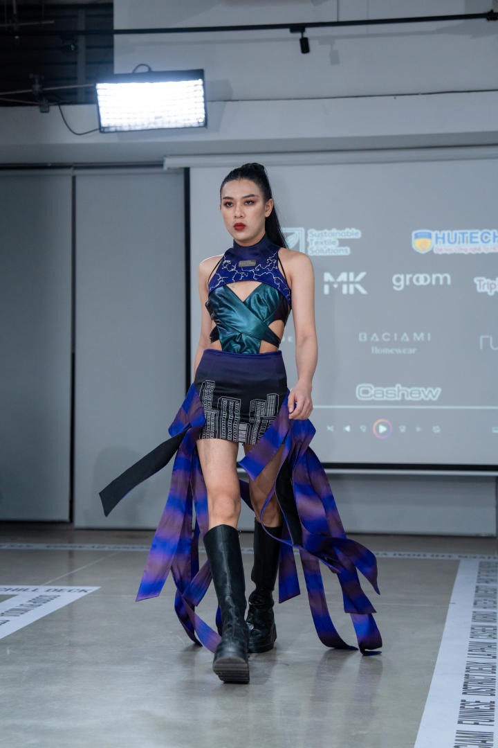 Sinh viên HUTECH trình diễn các bộ sưu tập thời trang độc đáo tại fashion show "SCOOP by MODA" 75
