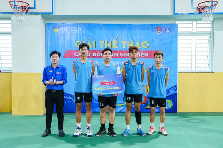 Chủ nhân của những giải thưởng đã lộ diện! HUTECH 1