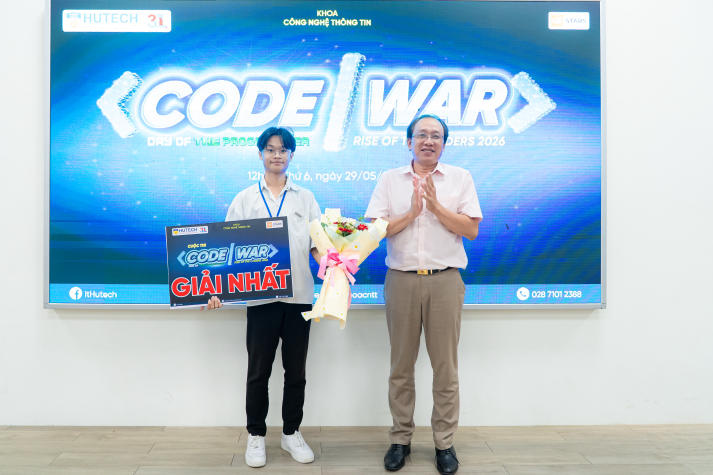 Code theo dòng thời sự, sinh viên Công nghệ thông tin tăng tốc săn vé OLP và ICPC Đà Nẵng tại HUTECH Code War 64