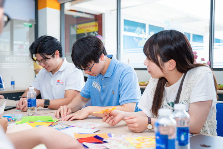 VJIT students engage with Japanese students, joining hands for environmental protection 66
