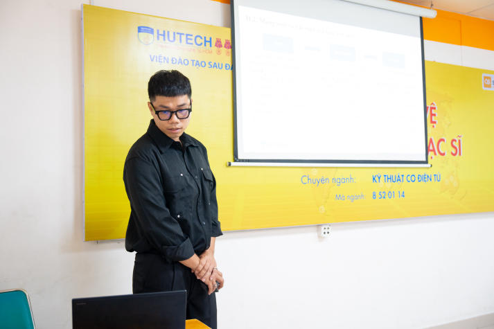 Hội đồng đánh giá cao các công nghệ mới tại buổi bảo vệ luận văn/đề án tốt nghiệp Thạc sĩ ngành Kỹ thuật cơ điện tử 26