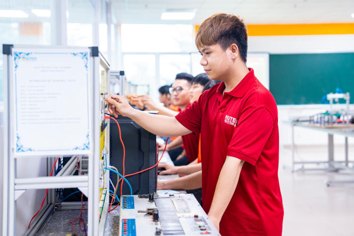 [Hướng nghiệp 2026] Bức tranh nghề nghiệp ngành Kỹ thuật điện: Nhiều hướng đi, nhiều cơ hội 35
