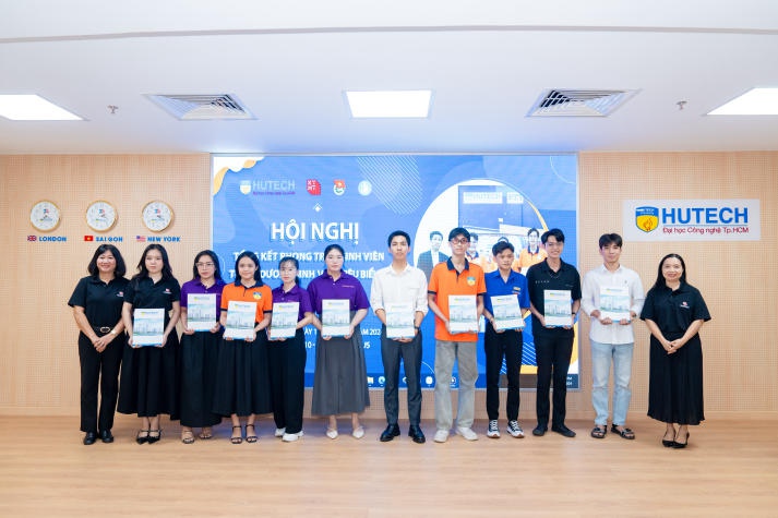 Nhiều sinh viên Khoa Kiến trúc - Mỹ thuật HUTECH được vinh danh 46