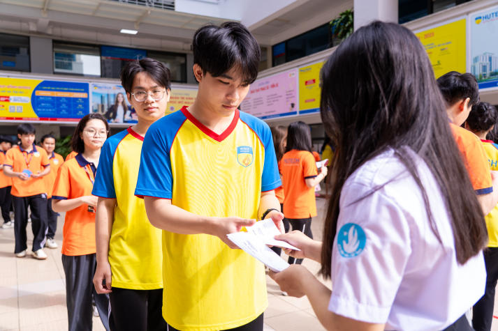 Sôi nổi Ngày hội Thanh niên khỏe Khoa Tài chính - Thương mại: Khỏe cùng 5 tốt 55