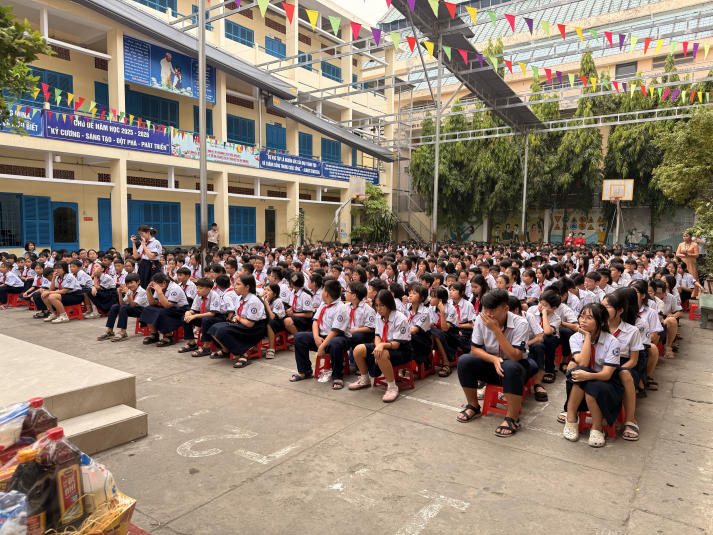 Sinh viên Khoa Điều dưỡng - Kỹ thuật y học và dấu ấn Xuân tình nguyện gắn với chăm sóc sức khỏe cộng đồng 39