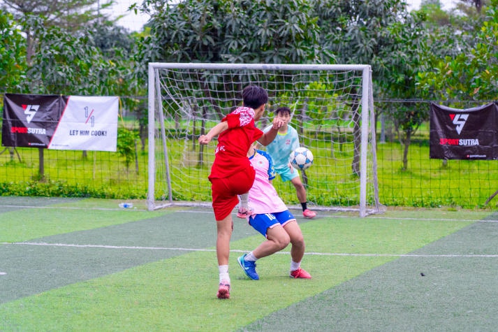 THE FUN FC lên ngôi vô địch Giải Bóng đá Đối kháng UNIVERSITY FOOTBALL TOURNAMENT HUTECH 2024 95