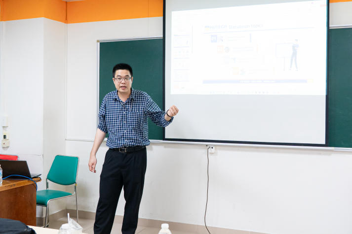Giảng viên Khoa Công nghệ thông tin nâng cao năng lực viết và công bố nghiên cứu quốc tế 70
