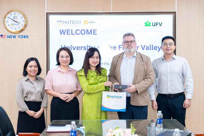 HUTECH và University of Fraser Valley kết nối triển vọng học tập, nghiên cứu tại Canada 27