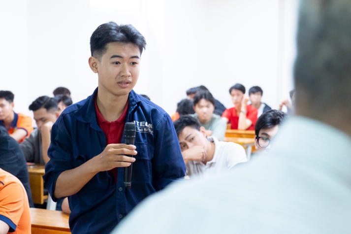 Sinh viên VJIT tìm hiểu cơ hội việc làm Kỹ sư ô tô cùng doanh nghiệp Nhật 67