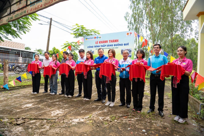 Mùa hè xanh HUTECH 2024 khánh thành 4 công trình trọng điểm tại mặt trận tỉnh Bến Tre và Đồng Tháp 178