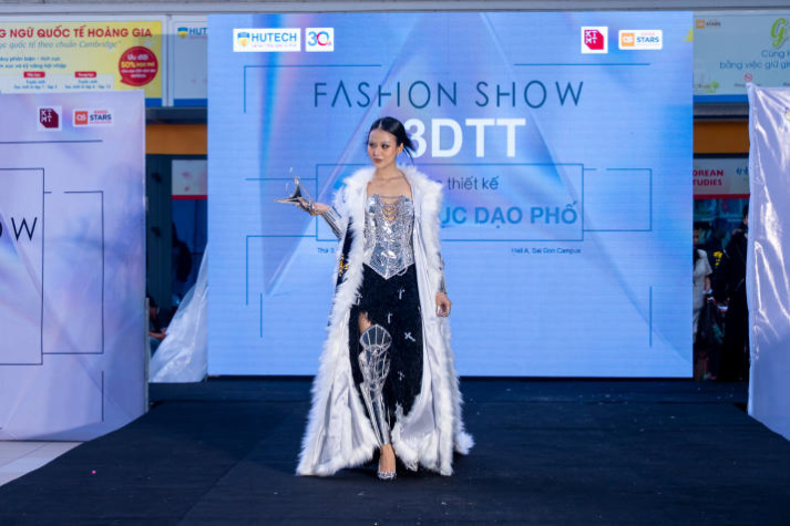 Trình diễn đồ án thiết kế dạo phố của sinh viên ngành Thiết kế thời trang: Đa ý tưởng, đa sắc màu 60