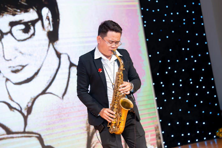 Cất lời tri ân: HUTECH và câu chuyện 20/11 qua “Điều thầy cô muốn nói” 27