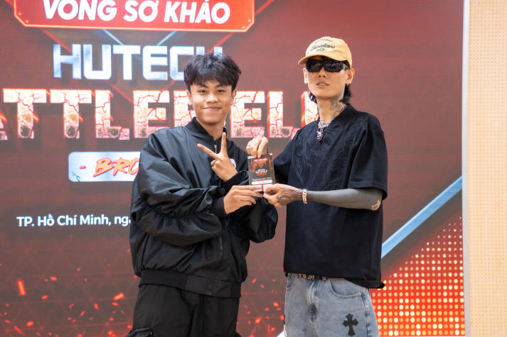 [Video] Sinh viên HUTECH “cháy” hết mình tại vòng Sơ khảo HUTECH Battlefield 2025 520