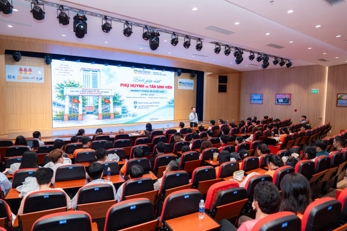 Trường Y và Khoa học Sức khỏe HUTECH đồng hành cùng phụ huynh, sinh viên trên hành trình đại học 19