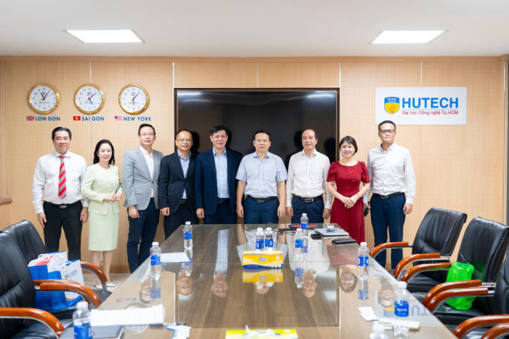 HUTECH trao đổi với Trường Đại học Văn hoá Hà Nội về hợp tác học thuật trong lĩnh vực văn hoá - du lịch - sự kiện 67